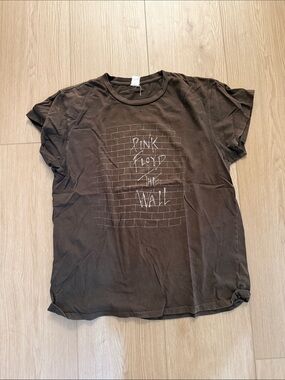 MadeWorn  Pink Floyd The Wall Short Sleeve Tee